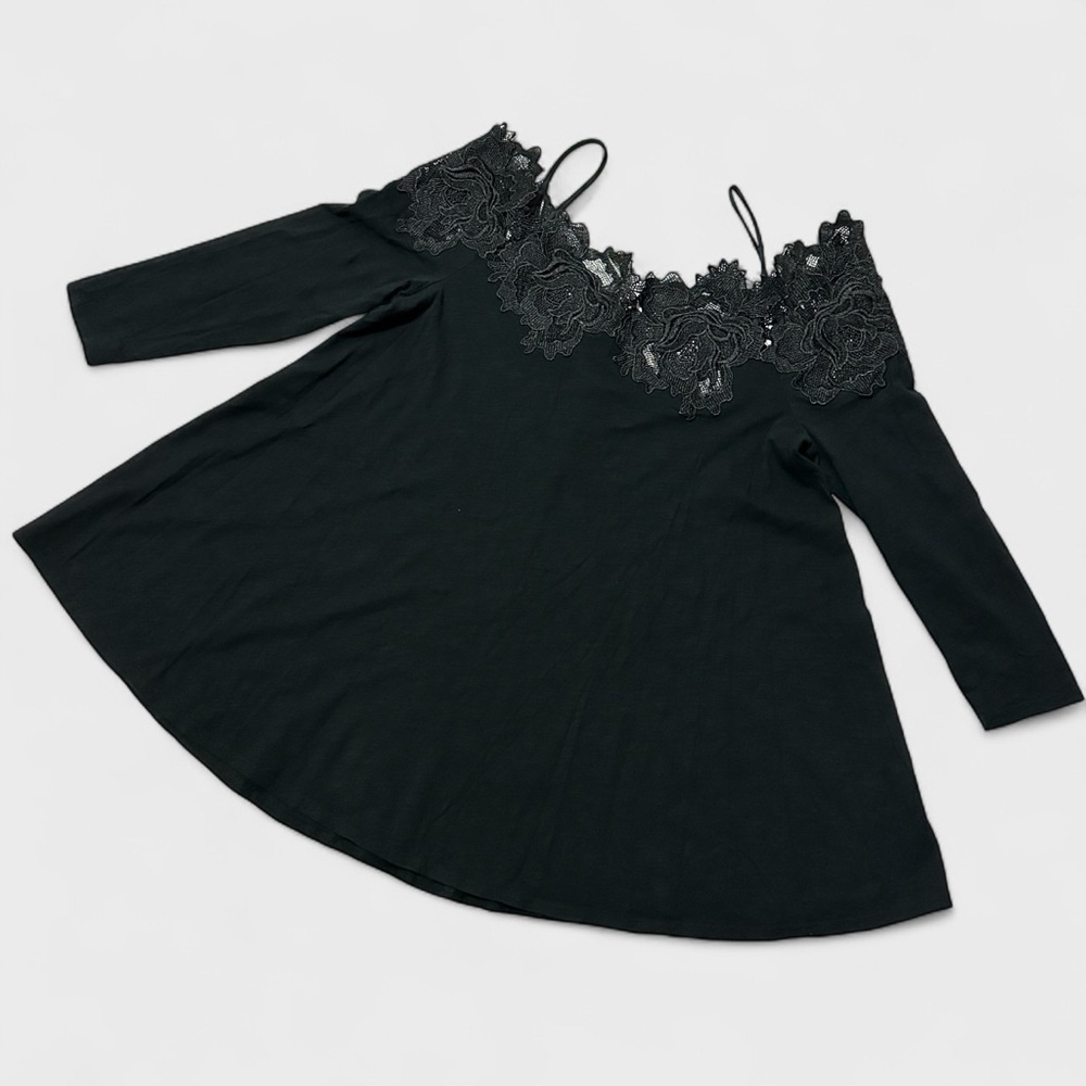 Anthropologie Meadow Rue Top Womens Medium Cold Shoulder Lace Accent Blouse Boho - Picture 8 of 14